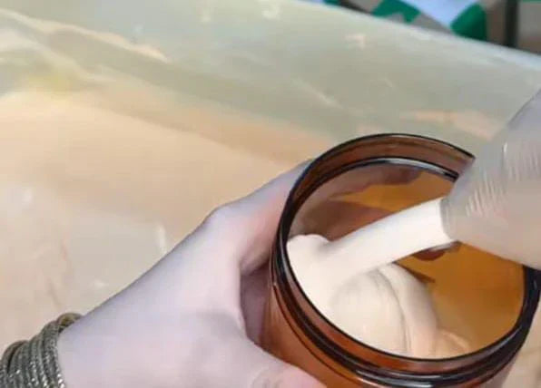 Zafrani Gold Glow Cream (BUY 1 GET 1)